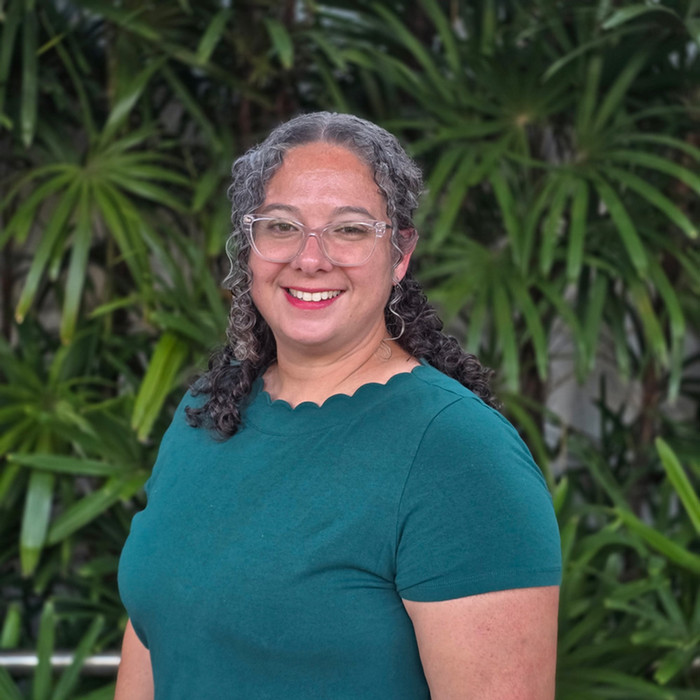 Sandra  Irurueta, DVM